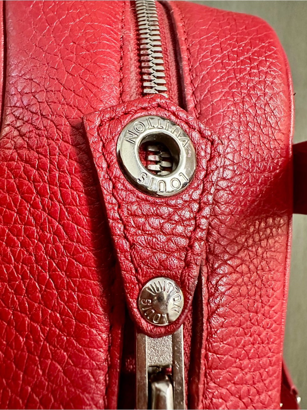 Louis Vuitton Dora Soft Handbag Taurillon Leather BB - Picture 6 of 9